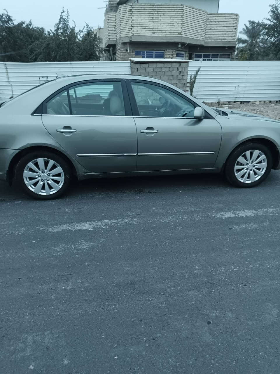 سوناتا امريكي موديل عشرة محرك 3300 سته سلندر تخم تاير باتري صدر كلة جديد مكان بغداد الشعلة للستفسار اتصل ***********
