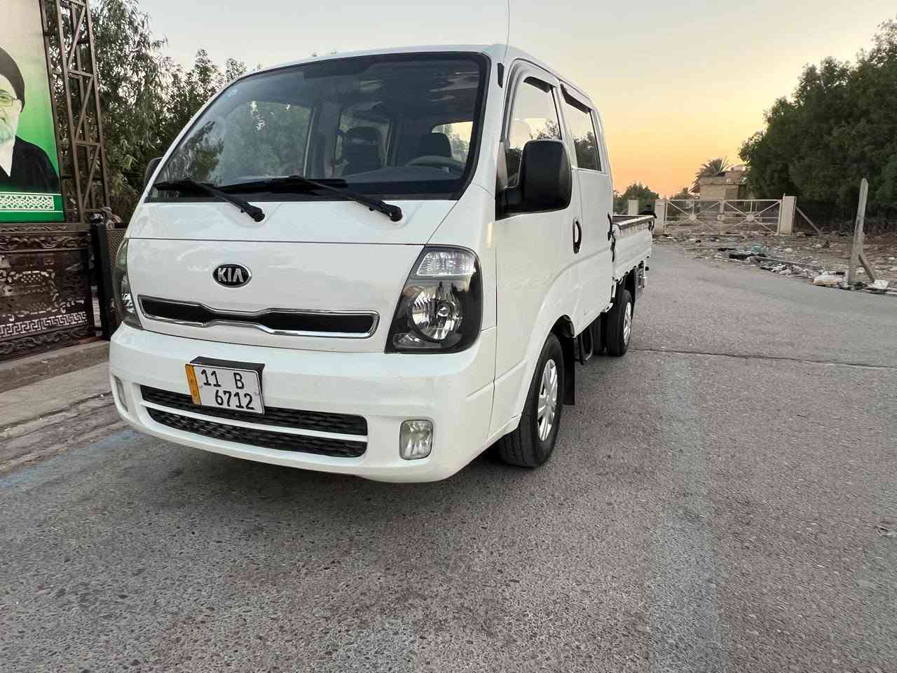 ***********
دبل قمارة موديل 16مرحرك 2700 رقم بغداد سنويه جديدة لحد 31 رقم جديد السيارة جديدة كلش مكفوله وضع شركه تبريد ثلج محرك وكير وكسن وشاصي كفاله المحرك بدون بخار بدون صبغ بدون حادث تخم تاير منضومه تبريد جديدة شرط التحول اذ موعقد مروري مابيع عنوان بغداد حي الامين السعر 135وبيها مجال بصيط ***********
