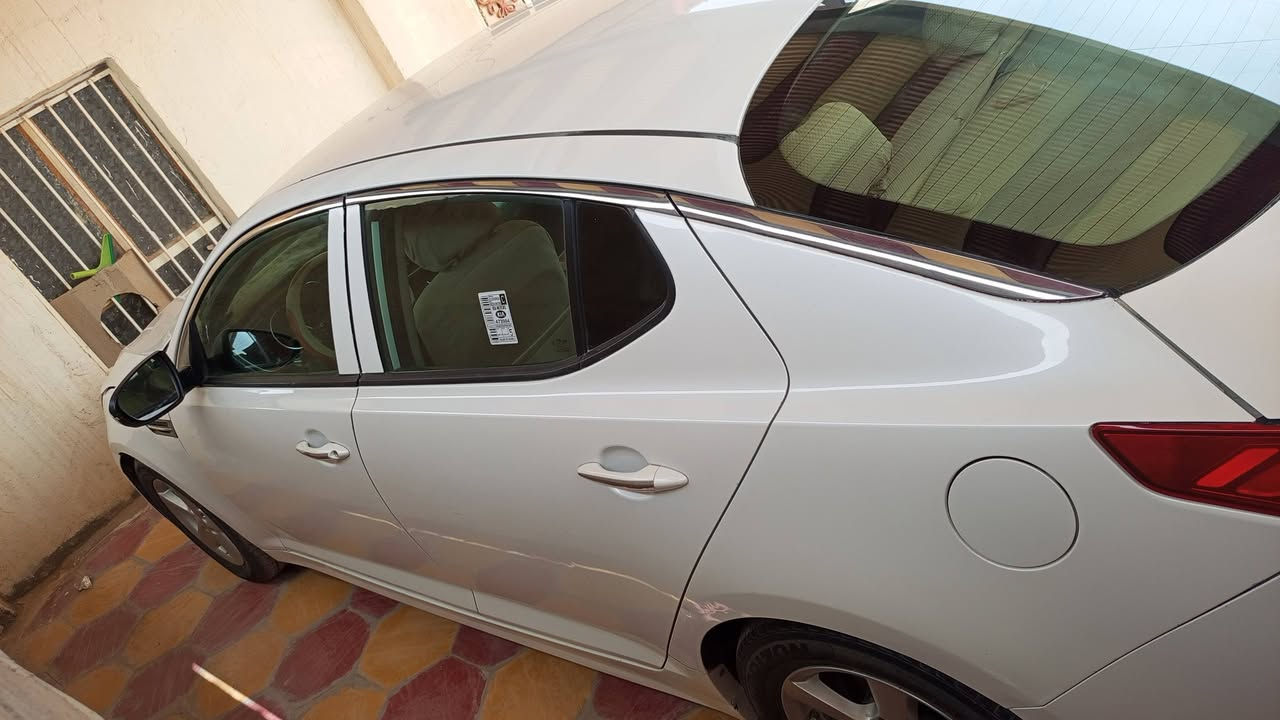 كيا اوبتيما موديل 15 وراد أمريكي حادثها جاملغ خلفي جهة اليمنه مكانها ديوانية مالكها بالسماوه كلشي بيها شغال وعلى شرط الفحص السعر 105
تفاصيل أكثر اتصل أو واتساب على هذا الرقم ***********
