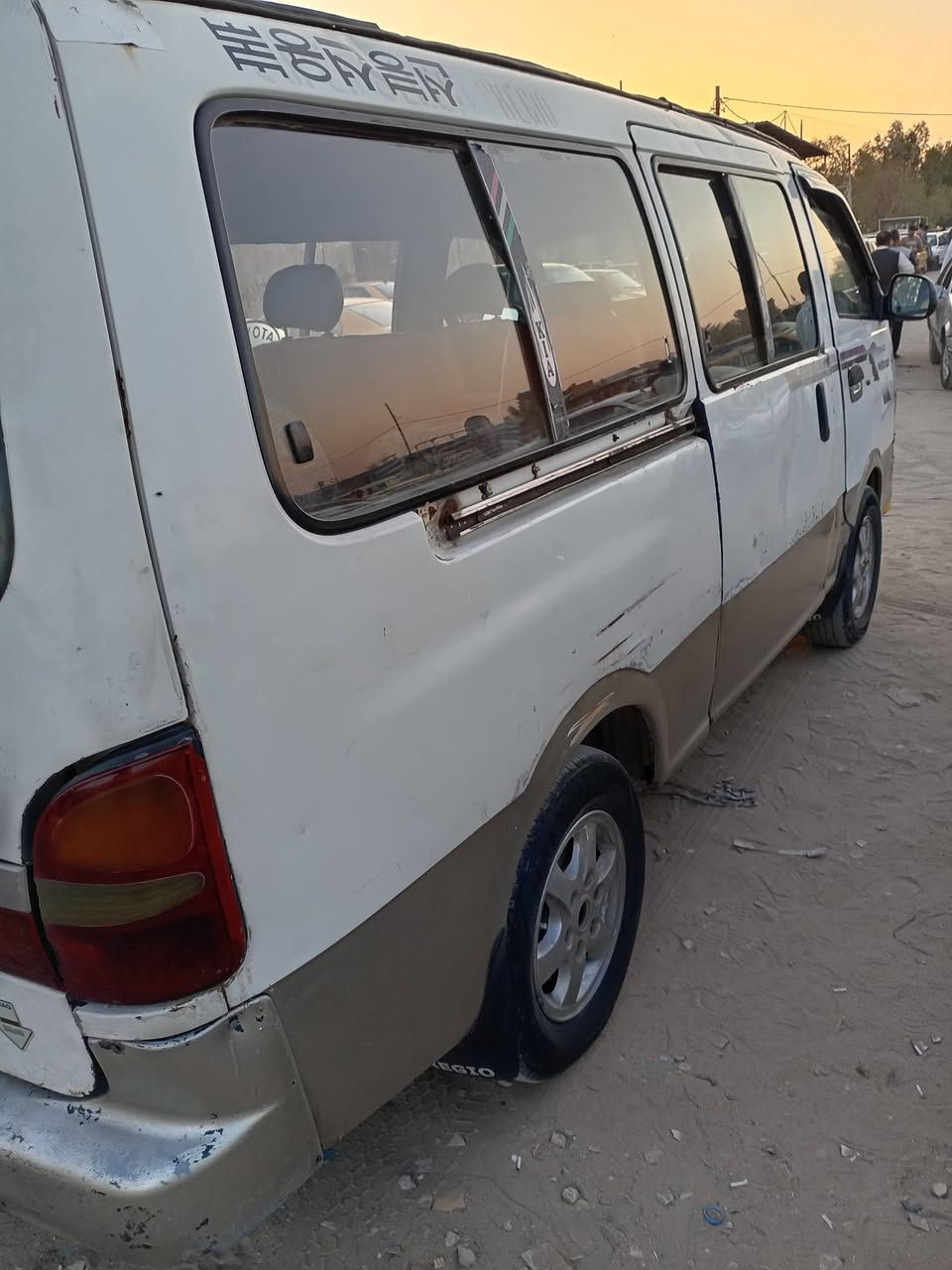 سلام عليكم

بريجو 99 سياره مكينه وكير خير من الله مكفوله من الضربه والصبغ مصفره هيئه سنويه صاقطه راعيها موجود السعر ٤٠ وبيها مجال مكاني كربلاء، رقمي/ ***********
