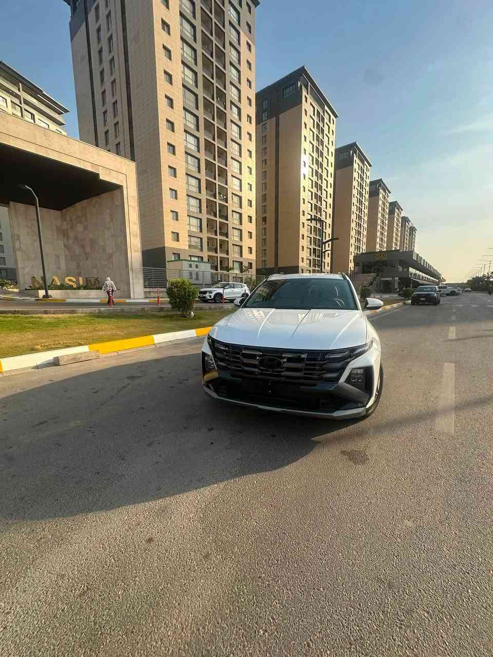 السلام عليكم
توسان 25 وارد امريكي 

Sel
بدون صبغ تعديل pdr بونيد وجاملغ 
ماشيه 12 الف

فحص مؤقت

سعر 195 وبيها مجال

*********** الشراي يتصل
