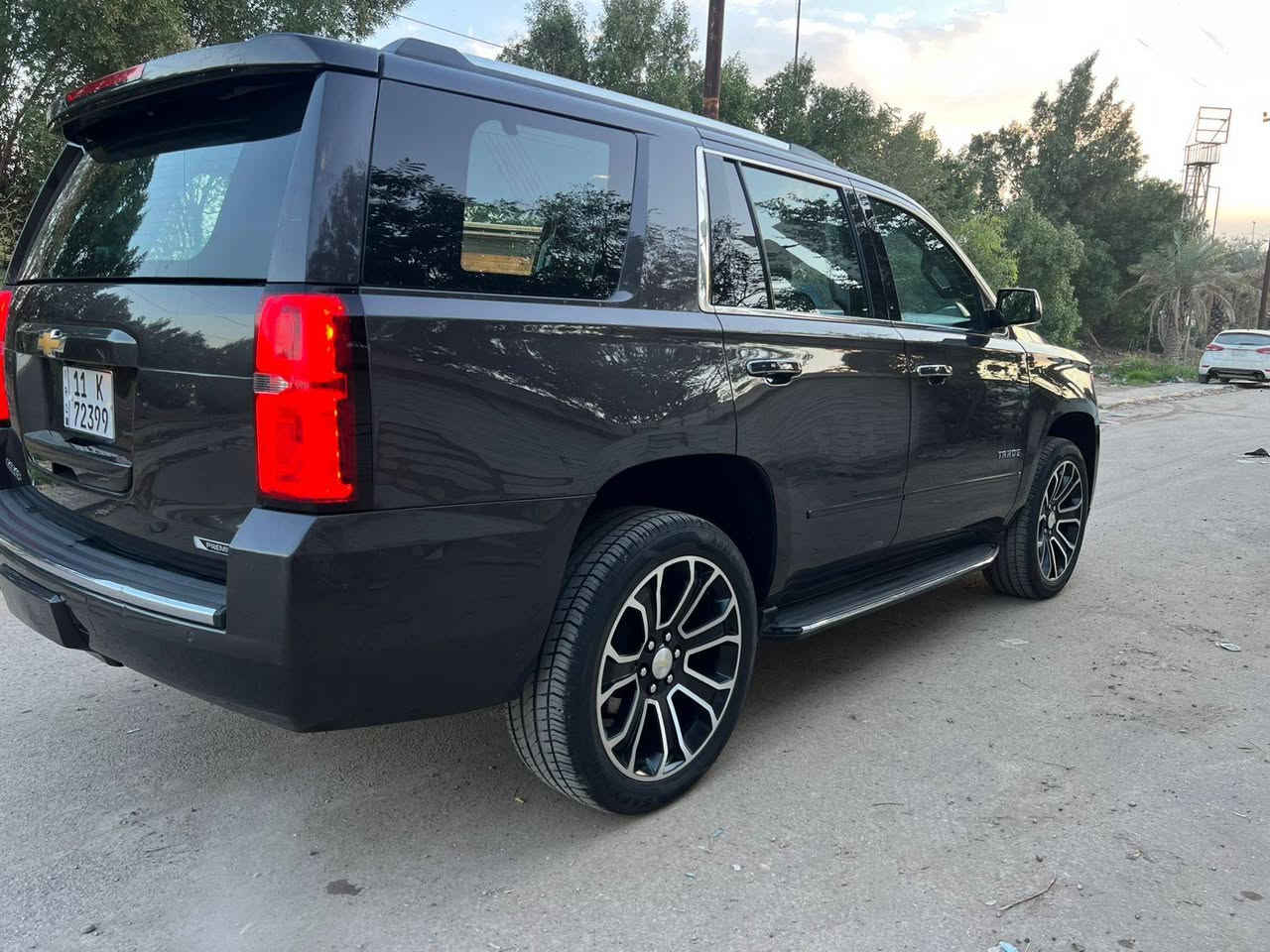 سلام عليكم تاهو  ٢٠١٨ برايمر وارد امريكي حادثها فقط جاملغ  بله ايرباك بله دواخل كفاله من دواخل ومن لشواصييي
سياره جديده مال بيت احله من لصور
مكينه وكير وحداديه وتبريد كفاله 
مواصفات بريميره فول. للخير
فتحه + بصمه + اربع بيبان بصمه + داخل جلد + كراسي كهرباء + رادار امامي + كشن حار بارد + رادار جوانب + حساس خلفي + قاصه + جنطه كهرباء + سبعه راكب + داخل كشن منفصل vip + دڤيدي بل سقف + كشن خزن ممري + سستم صوت بوس +اشاير بل مري + كامره + فول تحكمات
ماشيه ١٥٠ مايل 
السعر 320 وبيه مجال 
مكينه ٥٣٠٠ 
مكان السياره الكراده 
للستفسار  ***********
