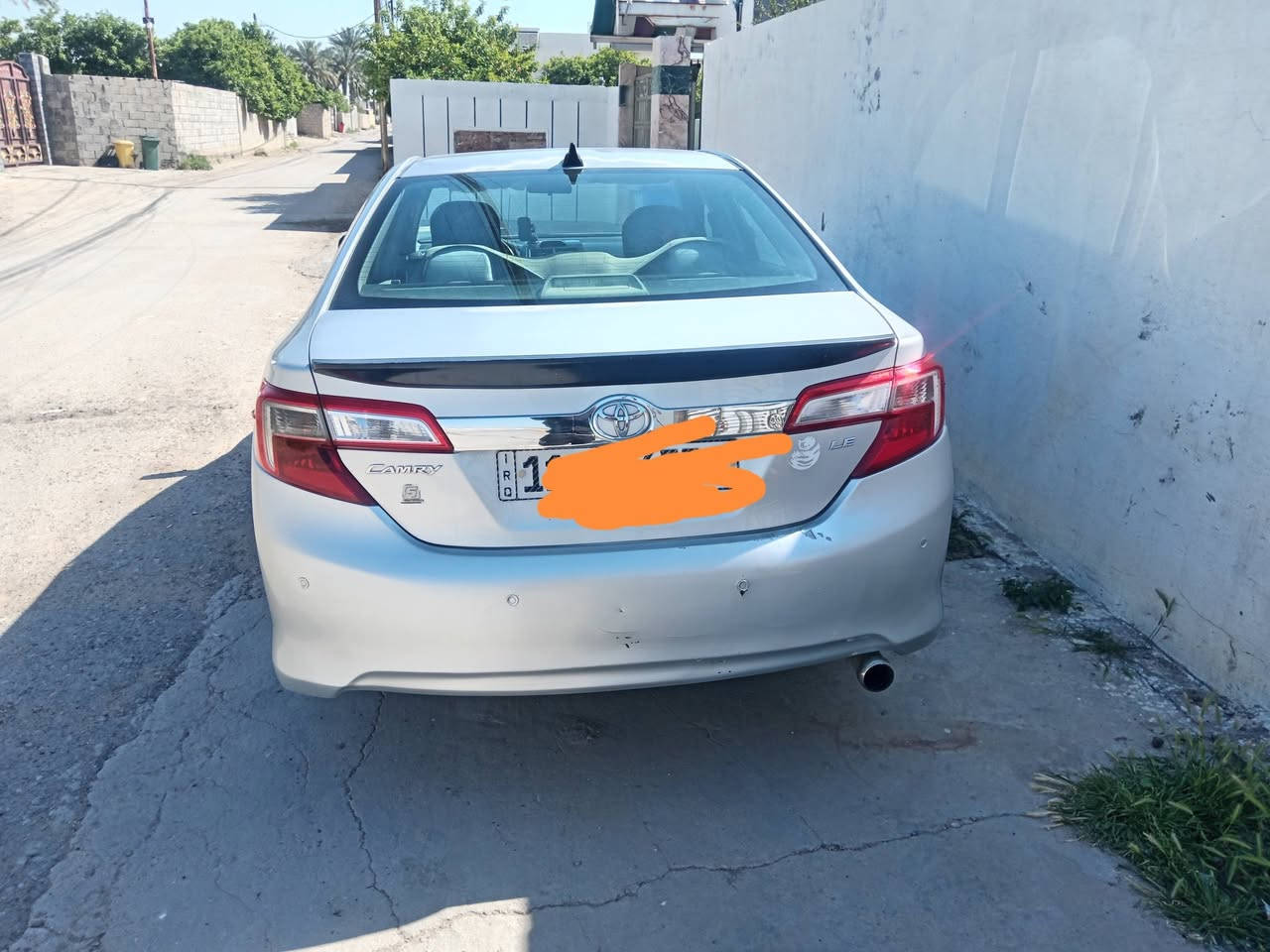 كامري ٢٠١٢ وارد امريكي محرك ٢٥٠٠ ضربتها جاملغ خلفي فقط قطعه وحده السعر ١٢٠ وبيها مجال
***********
