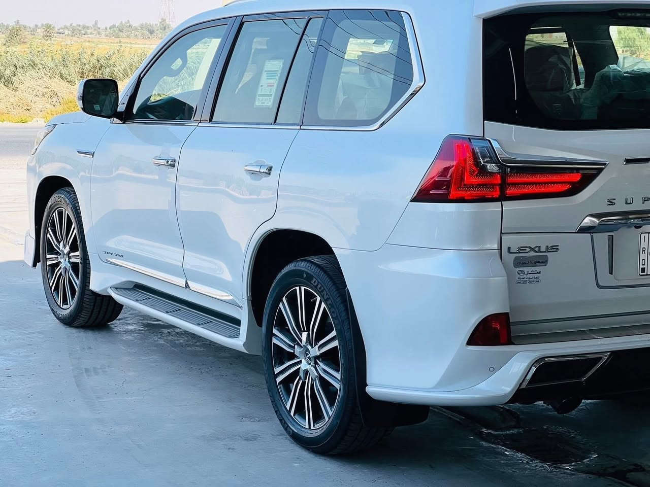 سلام عليكم لبيع لكزز موديل 2018 بريم اصل 

فول مواصفات معروفه مواصفات الكزز 
 رقم بغداد بسمي تحويل مباشر 

العنوان تقاطع نهروان بنفس التقاطع 
الستفسار ‭***********
