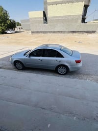 سوناتا موديل ٢٠٠٩ مكينه ٢٤٠٠ سياره جاهزه الاتصال على الرقم  ٠٧٧٣٥٣٩٣٦٩...