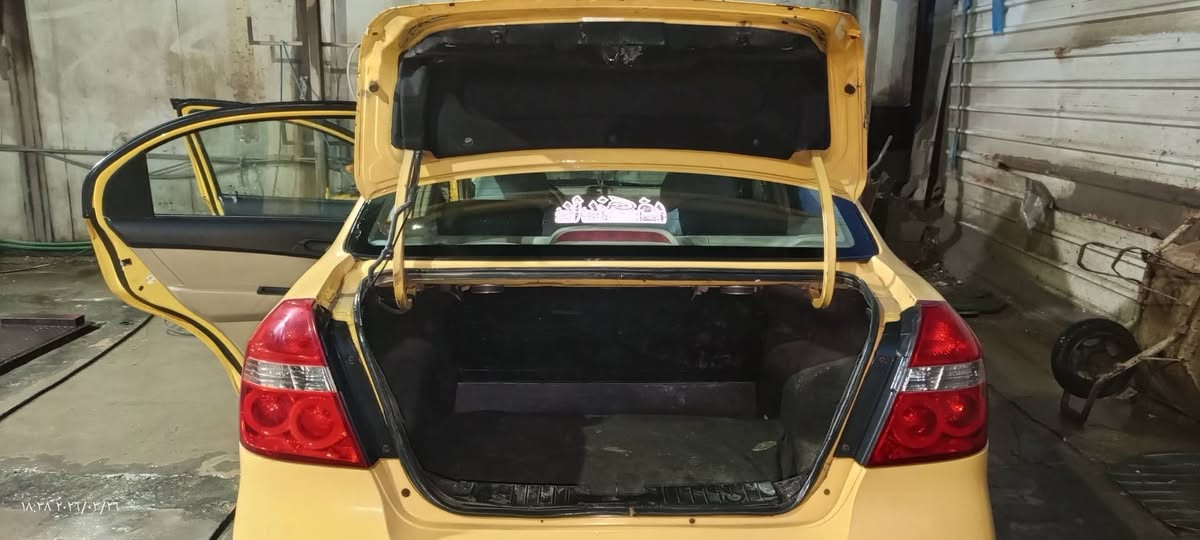 السلام عليكم
افيو خليجي موديل 2009الشركه العامه مكفوله كفاله عامه من الضربه والصبغ غير الدعاميات فقط صبغ بسمي سنويه لل31تدفئه تبريد ثلج مدوشمه كشنات وارضيه جلد كهربائيات على الشركه مملعوب بيهن تخم تاير صدر خلفي أمام مبدل جديد مابيها اي نقص مصفره هيئه وغرامات متخلي عليها ولاربع بوجهك للشارع السعر 50وبيها مجال العنوان بغداد الدوره مدخل اسيا ***********,,,,***********
