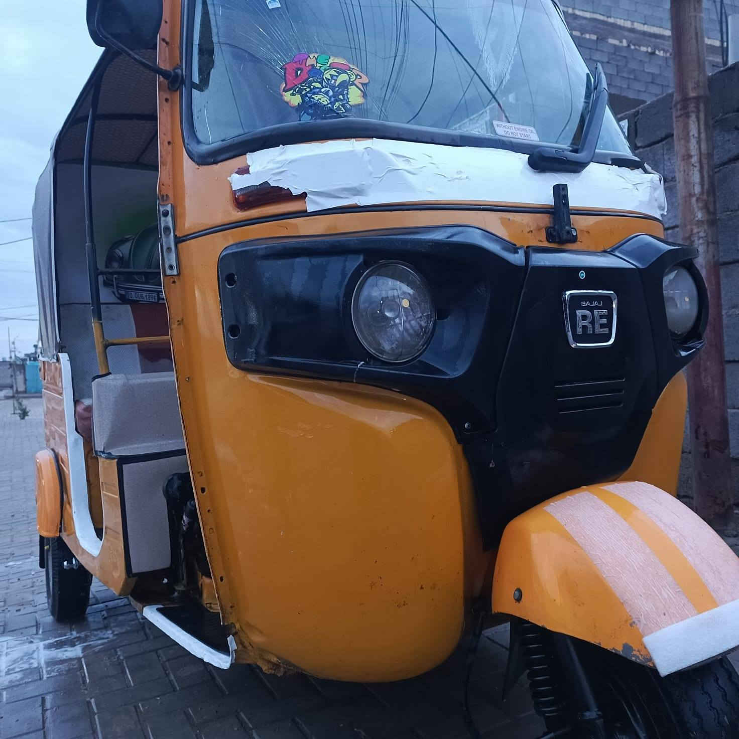 سلام عليكم تكتك للبيع مرقم 19شهر ال10 المڪان بغداد حي النصر السعر 5800
***********
