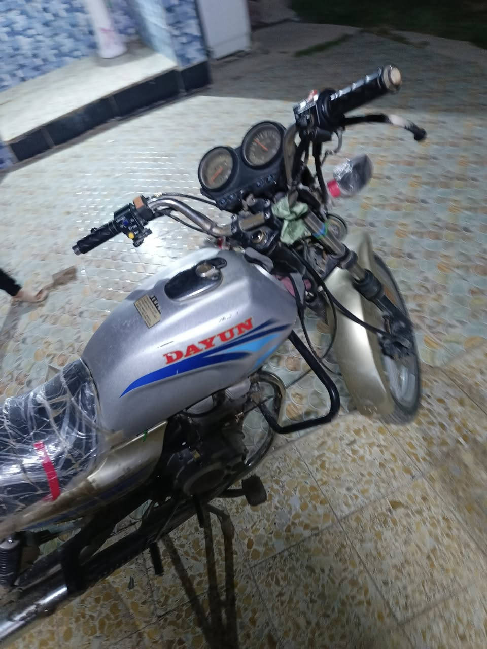 سلام عليكم دراجه دايون عضم2022 كلك مكفوله من كلشي دراجه خير من الله العنوان القاسم الفياضيه‏‪***********‬‏
