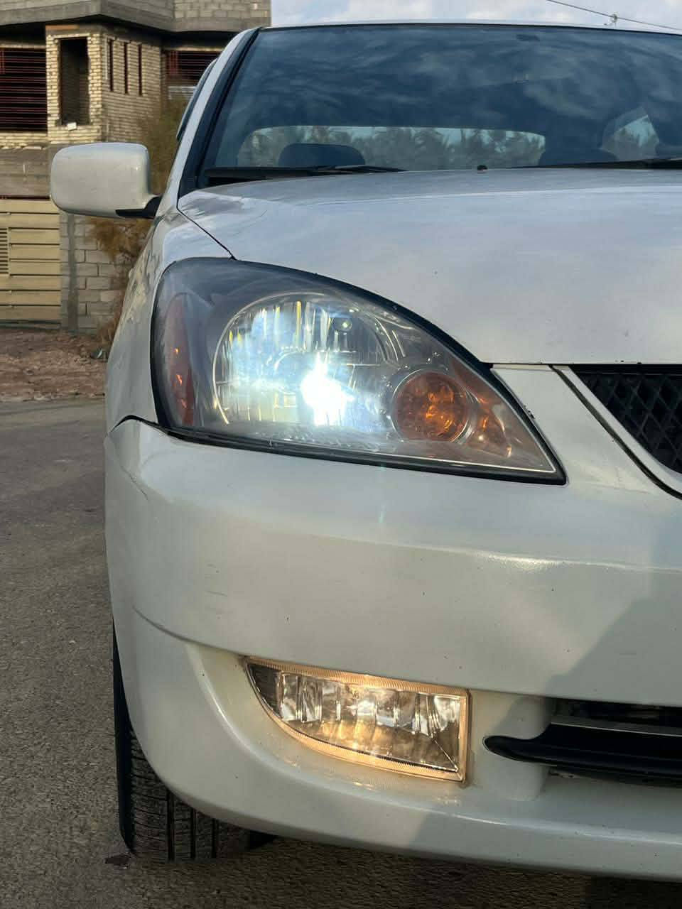 السلام عليكم لانسر 2011
رقم ديالى تحويل ثاني يوم سنوية بعد شهر وتنفذ 
بيهة طخة بالجاملغ الامامي بدون دواخل وبيهة صبغ قطعتين والسونار بالمنشور 
كير ومكينه مكفولات مكينة 1600
لايت زنون عالي ناصي 
سنتر لوك بصمة 
صدر امامي خلفي مكفول 
تبريد تدفئة خير من الله 
تخم تاير جديد 
 داخل رصاصي جديد 
السعر ((80)) وبيهة مجال 
مكاني ديالى بعقوبة خرنابات 
***********
