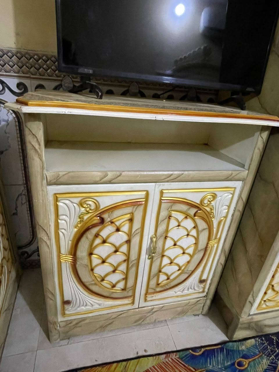 غرفة عراقية  تصميم تركي 
5 قطع الموقع  بغداد /البلديات /شارع المصرف /للتواصل ***********
