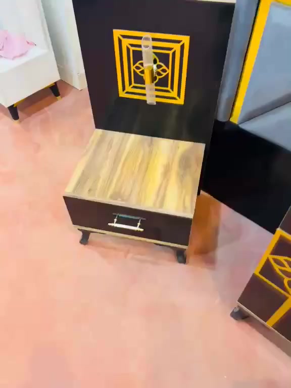 💗 غرفة تركي مستخدم
🛏️ 6 قطع كاملة
💯 نظافة 95%
🚪 نظام أبواب مرتب

🪛 شد مجاني
🚚 نقل مجاني
💎***********
