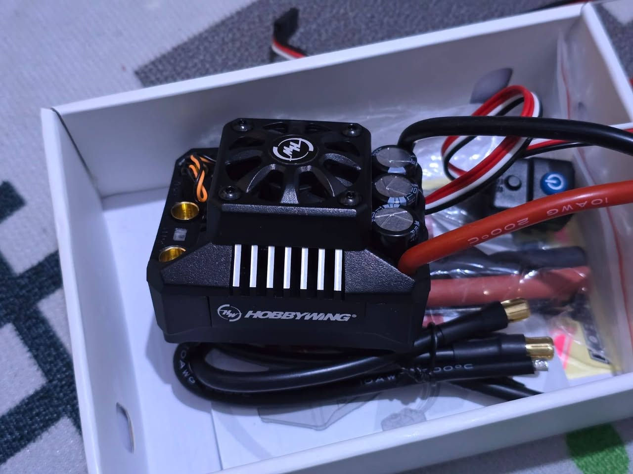 السلام عليكم
عقل 8s c سيل
160 A امبير
و ماطورات 4 سيل


**إذا كنت صاحب هذا الإعلان وتريد حذفه لأي سبب، رجاءا أرسل رسالة إلى الدعم الفني**