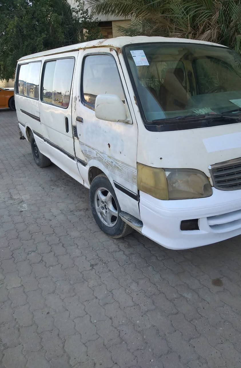 للبيع جنبي رقم بغداد انكليزي باقي عل استلام السعر ٢٦ورقه قفل ***********
