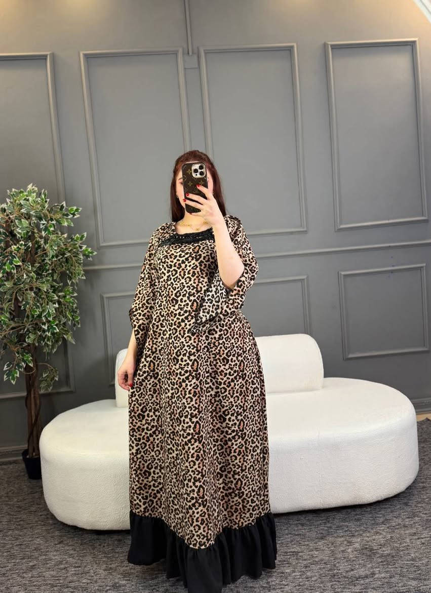 ‏فستان نسائي خامة كريشة 
قياسات L. XL. 2XL.3XL.
‏السعر  خاص 
‏توصيل لجميع المحافظات


**إذا كنت صاحب هذا الإعلان وتريد حذفه لأي سبب، رجاءا أرسل رسالة إلى الدعم الفني**