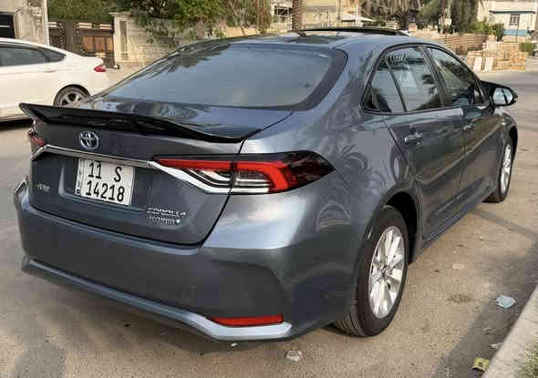 السلام عليكم 
كورلا 2023 شكل الخليجي هايبرد فول مواصفات سلايد وداخل احمر شاشه وكامره بيها صبغ جاملغ خلفي وباب سياره كلش نظيفه بدون نواقص ماشيه 38 الف كيلو 
رقم بغداد الجديد باسمي مكاني بغداد السيديه السعر 134 ورقه وبيها مجال بسيط للاستفسار اكثر اتصل 
***********
