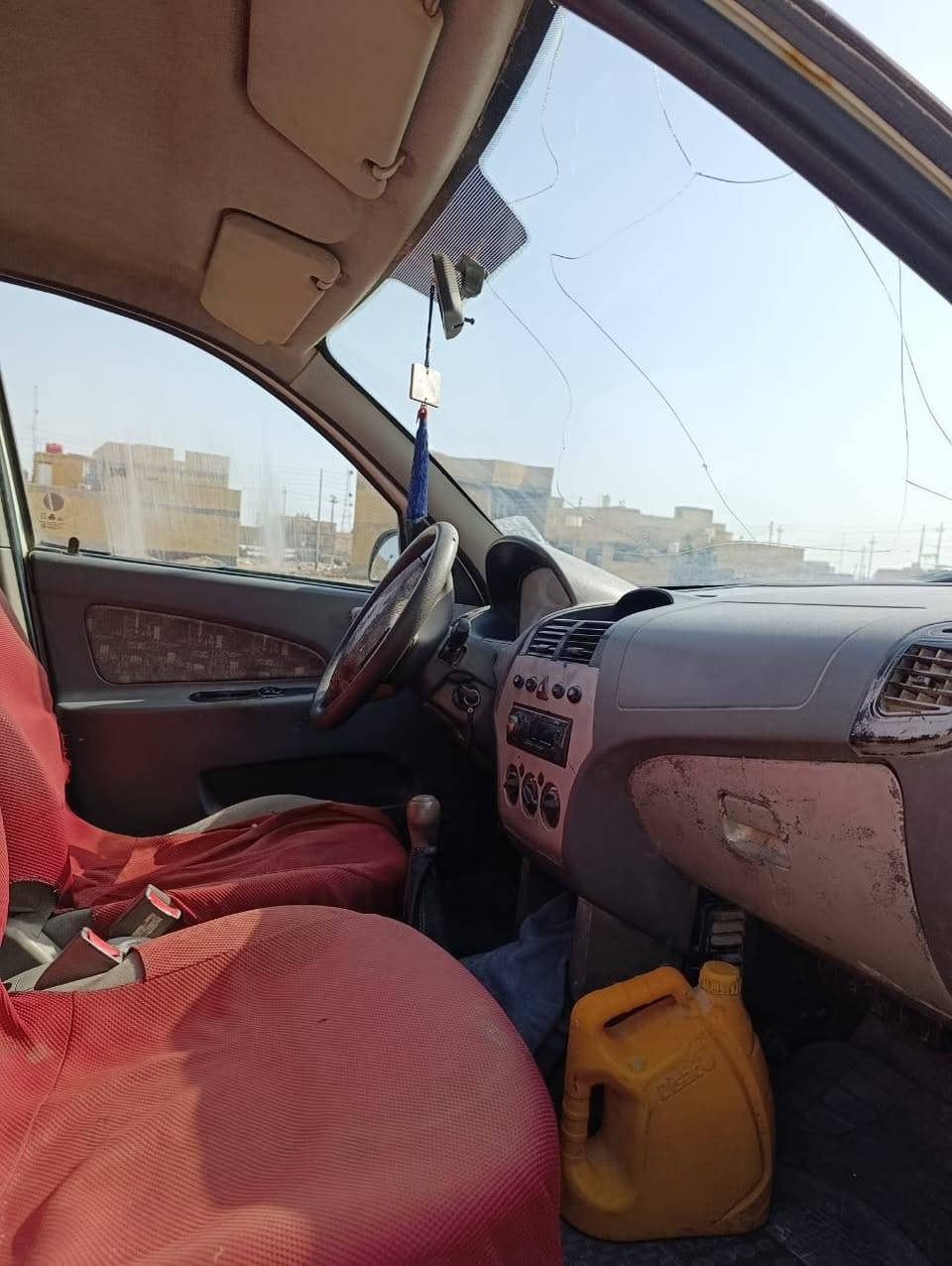 السلام عليكم طيبه للبيع موديل 2015 السياره خير من الله كير مكينه شرط حداديه 90 ٪
علمآ مكلف بنشر الاستفسار على صاحب السياره
***********
