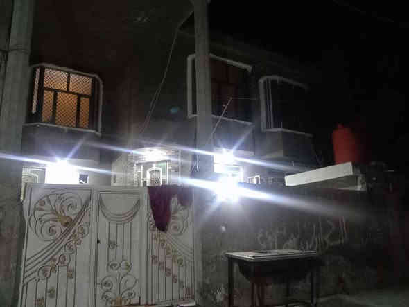 مكتب العداله للعقارات
بيت للبيع ٢٧٤ متر بالصياغ طابو بستان خلف اعدادية المثنى بالفرع طابقين كونكريت مسلح بناء جديد 5 غرف نوم الطابق الأول غرفتين وصاله كبيره وبراني صحيات خارجيه وداخليه مطبخ كبير الطابق الثاني ثلاث غرف نوم صاله كبيره صحيات السعر ١٩٠ مليون قفل الاتصال على الرقم *********** ابو عماد الظالمي عنوان المكتب في القشلة قرب مطعم ابو احمد او حسن المصور او ***********
