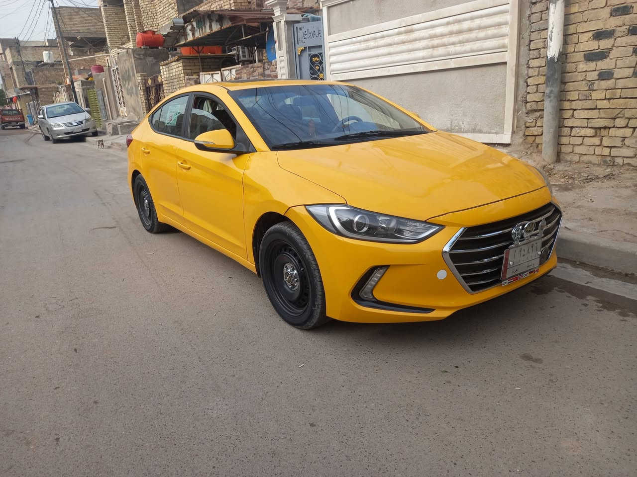 السلام عليكم
النترا 2017
مكينه وكير مكفولات جدد دوش
حداديه صدر جدد 
تبريد ثلج 
تخم تاير جديد 
صبغه جديده 
رقم واسط تحويل مباشر 
مصفره هيئه غرامات 
السعر 115وبيها مجال 
رقمي ***********
بغداد الشعب
