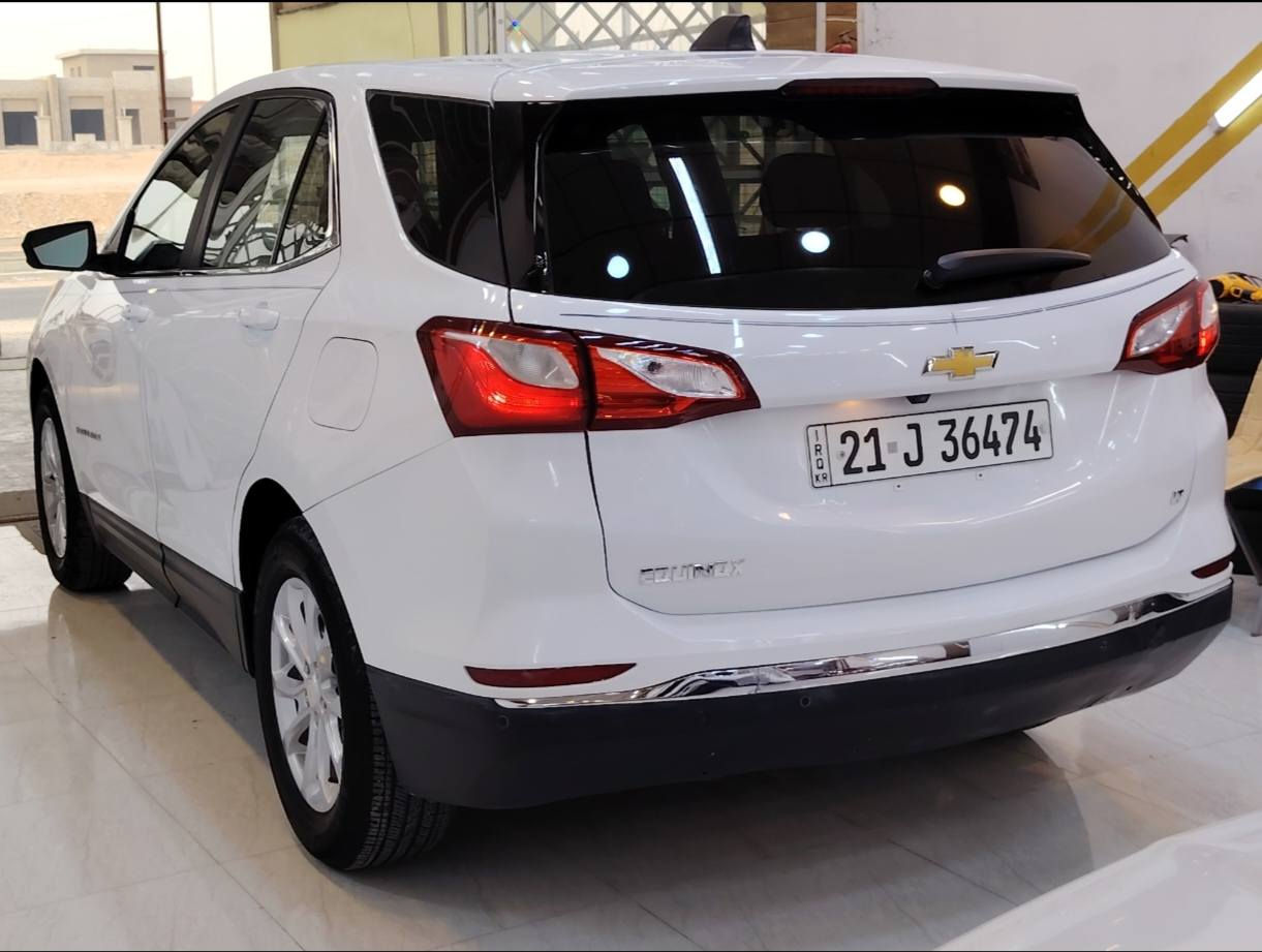 السلام عليكم ورحمة الله
شوفرليت كيونكس. 2021.. للبيع او مراوس
اللون... ابيض
ماشية... 68. كيلومتر 
محرك... 1500 توربو ( 4 سلندر) 
مواصفات.. LT.. فول عدى البانوراما
تحكم ستيرن . وتحديد مسار. ومثبت سرعة
رادار امامي مانع تصادم  مع تنبيه خطر امامي سيارات واشخاص..
 ورادار مري جانبي نقط عمياء..
رادار خلفي توقف ذاتي... حساس خلفي.... جنطة كهرباء 
هند بريك بصمة.. بصمة تشغيل وابواب 
كوشن كهرباء هيتر... تشغيل عن بعد.. تبريد قطعتين
لايت اوتو زنون مع عالي تلقائي في المكان المضلم
نضام ABS... ومانع انزلاق
#ضرر خلفي كلش خفيف بس صابغين قبق الجنطة والجاملغين صور ضرر وسونار موجودات 
بجم كبس كلة بلاد بدون ايرباك  سيارة جديدة مامتعوبة ماشي قليل كاملة بدون اي نواقص متحتاج اي مصرف  رقم سليمانية  وكالة بأسمي تحويل مضمون 
كير ومحرك مكفولات مسويلهة فحص كامل وسونار موجود يعني كلشي بشرط 
مكاني خانقين معرض الحمدي سعر....148  وبي مجال
*********** واتساب
*********** خناقين, ديالى
