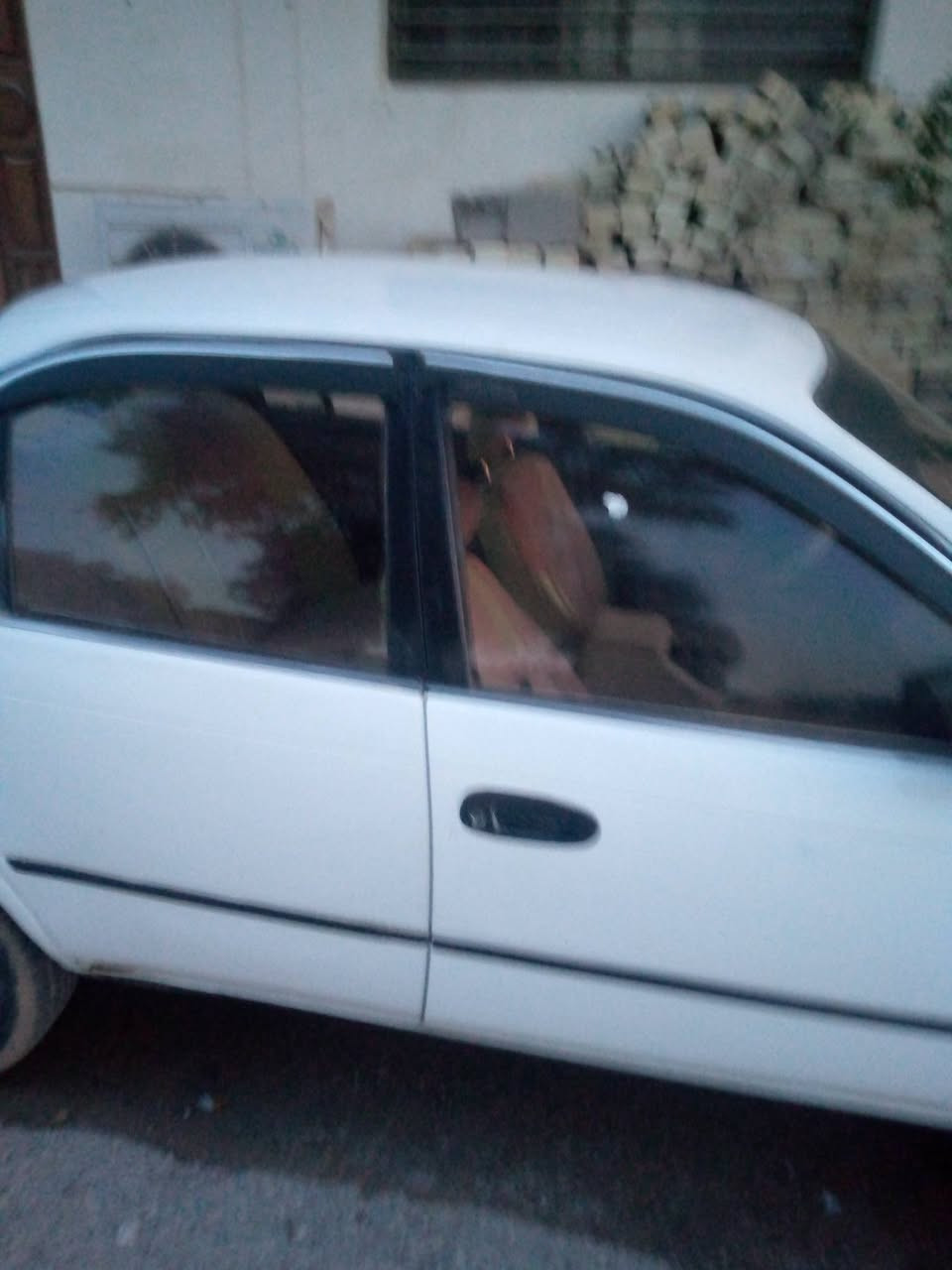 السلام عليكم
سيارة  كورلا للبيع موديل 94 
- رقم بغداد 
-
- ⁠ تبريد ثلج  

السعر 👈 51 مكان واسط  وهذا ***********
