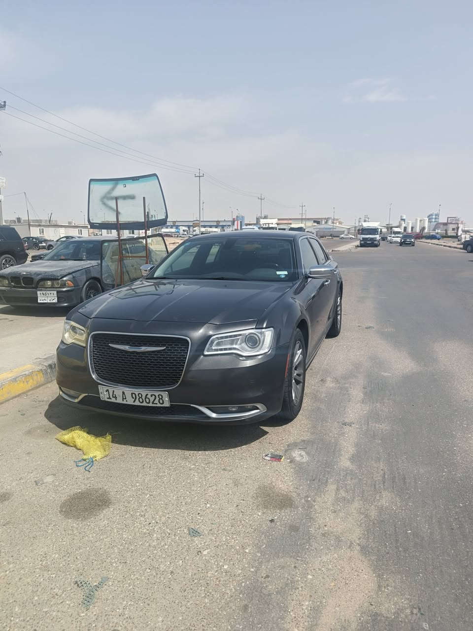 كرايسلر سي موديل ١٧ مسجل ٢٣ فول مواصفات مكفوله رقم بصره باسمي سعرها ١٩٠ مكان البصره ***********
