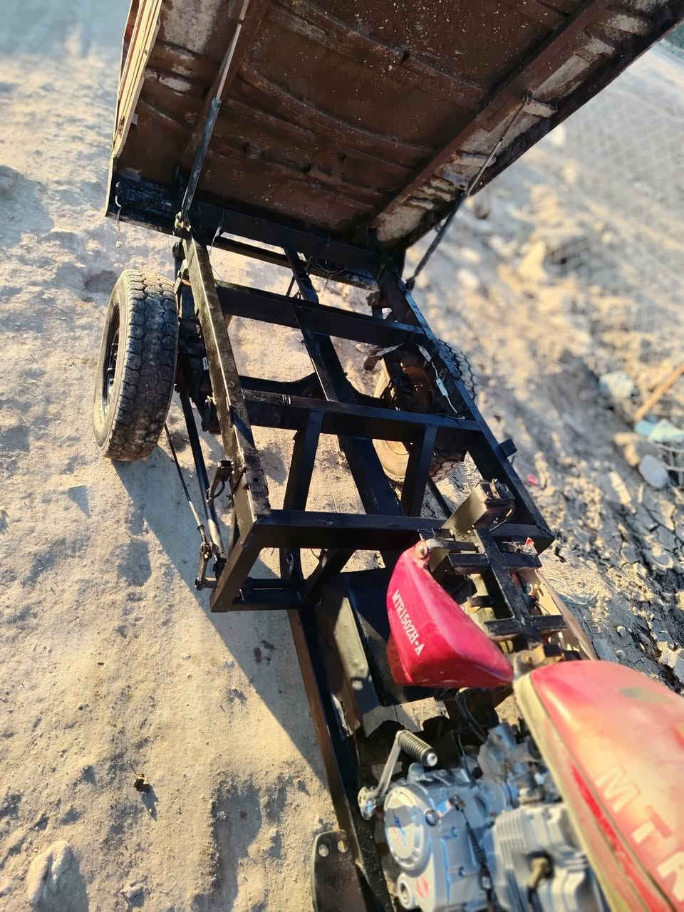 السلام عليكم ستوته للبيع 2008 محرك 25 برغي ما مفتوح ستوته خير من الله كهربائيات كلها  محرك 25 برغي ما مفتوح ستوته خير من الله كهربائيات كلها شغاله نقرس الف خير من الله مكانه الا شارع 100 ستوته سعرها مليون وميه وبيها مجال اللي يتصل على *********** بي واتساب اتصلوا علي ستوته اوراق وصولي بيكم خير تدللوا
