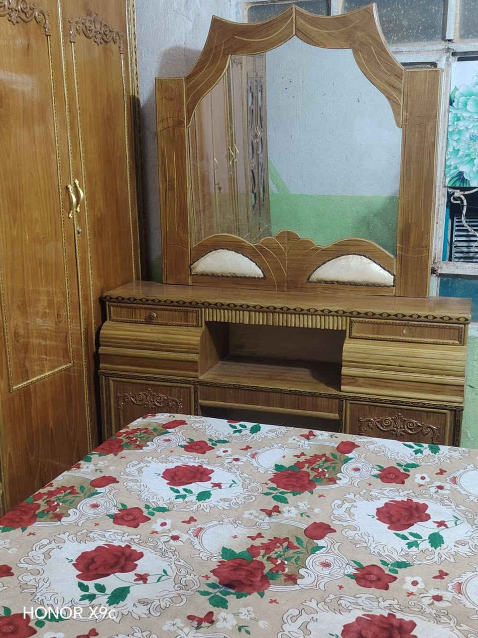 سلام عليكم غرفة تفصال ونضيفه والحله من بل صوره كامله البيع السعر 550وبيه مجال ***********المكان طريق كربلاء نجف عمود 350

