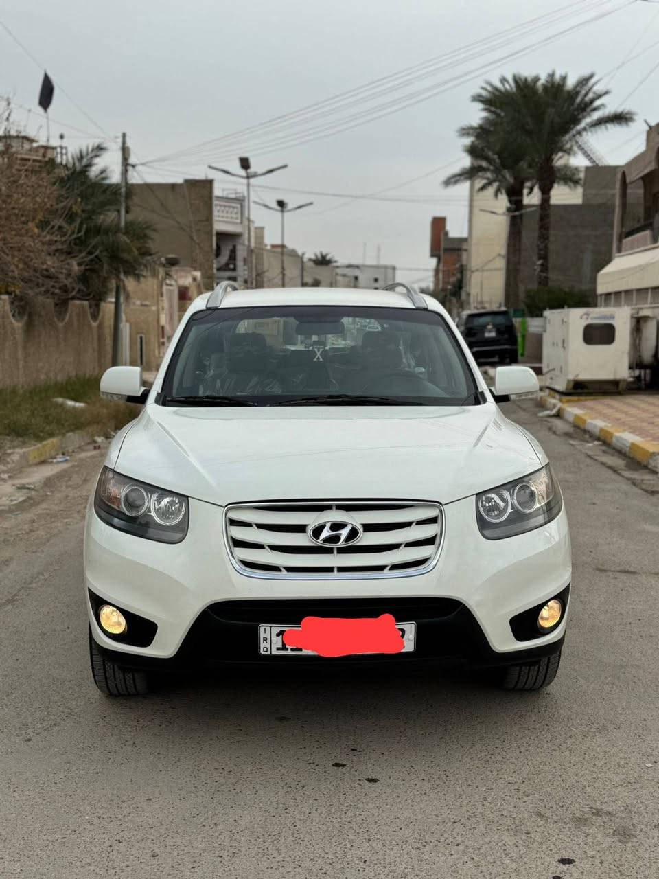 هونداي سنتافيا موديل 2012 خليجي شركه عامه
6 سلندر ٣٥٠٠ 
7راكب 3 قطع تبريد شاشه المس واكس بلتوث يدات نيكل كامرة حساس خلفي 
فور ويل 4x4 مري شفط شاير تحكم ستيران ثلاجه 
كير محرك مكفول وضع شركه تخم تاير جديد 
مكفوله من صبغ بلستك حديد من شخط وبارد 
بسمي رقم بغداد نكليزي 
حاكيه شاشه نارة داخليه 
مكان بغداد تلفون ***********

