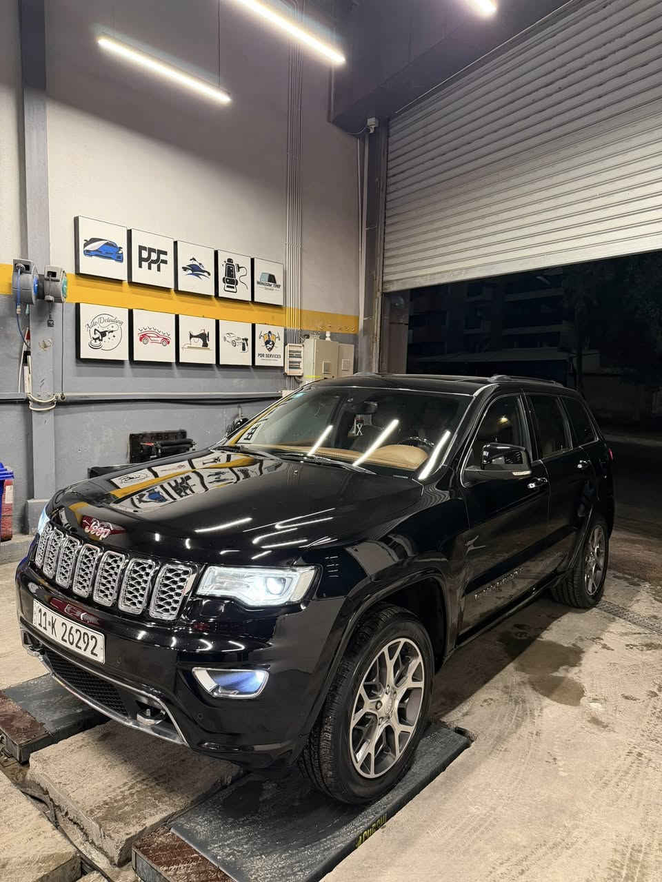 سلام عليكم
جيب 2020 اوفرلاند

خليجي وكاله 

مكفوله كفاله عامه 

فقط بارد ع كد شبر بلباب سكن فقط فقط فقط

باقي السياره مكفوله من دعاميه ل دعاميه 

سياره جديده بمعناه الكلام 

سياره عليها بوليش وحمام وطبقه من النانو سيراميك 

سياره لايوجد فيها كل ملاحضه 

الموصفات سياره

بنوراما 

حساسات امامي وخلفي

بصمه 

جگات امامي وخلفي 

صندوك كهرباء 

محرك 6 سلندر 

كير مكينه ممفتوح 

بصمتين تجي بسياره

فول الفول موصفات 

ماكو شي مابيها 

مكان سياره بغداد زيونه 

للاستفسار والسعر الاتصال ع رقم

***********
