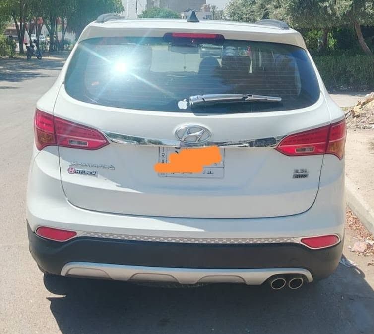 سنتافيا خليجي موديل ٢٠١٣
🛠️ محرك 6 سلندر 3300 🌤️ بانوراما

💺 كشنات جلد كهربائية🧼 أرضية مغلفة جلد

⚙️ گير ومحرك بحاله ممتازه❄️ تبريد 3 قطع

🪞 مرايا شفط

 السيارة نظيفة جداً من الداخل والخارج

📊 ماشية ١٤٩ ألف كم السعر ١٦٢٠٠$

📄 السياره باسمي

للتواصل  ***********
