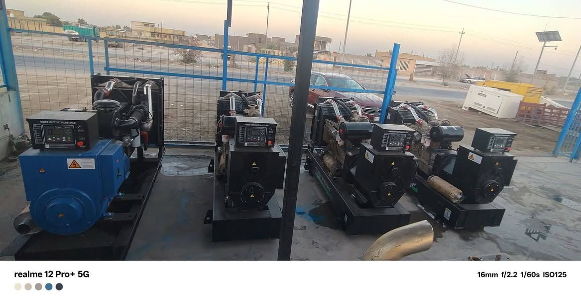 السلام عليكم 
بفضل الله تم وصول مولدات 
نوع كمنز 6 سلندر 
24/114ولف 
250KAV نحاس %100 
وكمنز 6اسلندر 
102
                                                                  نحاس % 100 150KAV 
ضمان الحمل شرط الشغل والظمان 
خصم في الاسعار الى زبائنا الكرام 
العنوان بابل شوملي 
***********
***********
