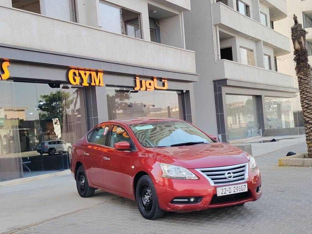 نيسان سنترا خليجي محرك ١٨ موديل ١٤
سعر ٩٤ بي مجال بصيط
بدون صبغ بدون ضربه مكانين بارد 
محرك كير مامفتوح كفاله عامه  صدر تبريد ٤تايرت جديد  كوله شرط رقم جديد دفتر بانزين بيها *********** كركوك كركوك, العراق
