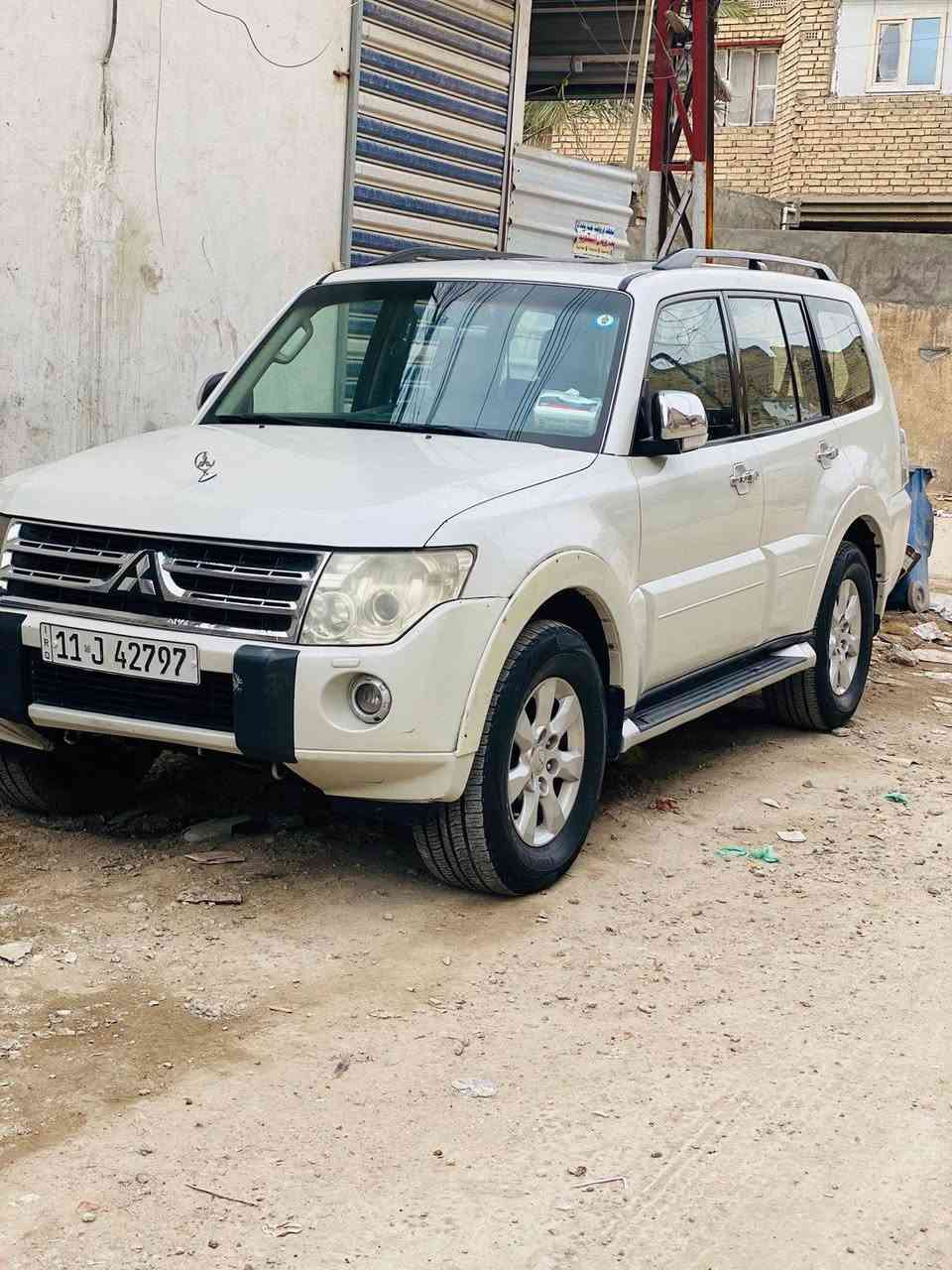 السلام عليكم من رخصت مدير الگروب
سيارة باجيرو 2010 فول مواصفات حبتور بيها صبغ چاملغ الجهة الـ أيمن أمامي وشبر بالـ بنيد معجون ،گير و محرك مكفولات صدر أمامي وخلفي كُلة جديد رقم بغداد انگليزي
سيارة بأاسمي ثاني يوم تحويل السعر 122 للاستفسار على الرقم 0771030984 ،ممتواجد ع الفيسبوك


**إذا كنت صاحب هذا الإعلان وتريد حذفه لأي سبب، رجاءا أرسل رسالة إلى الدعم الفني**