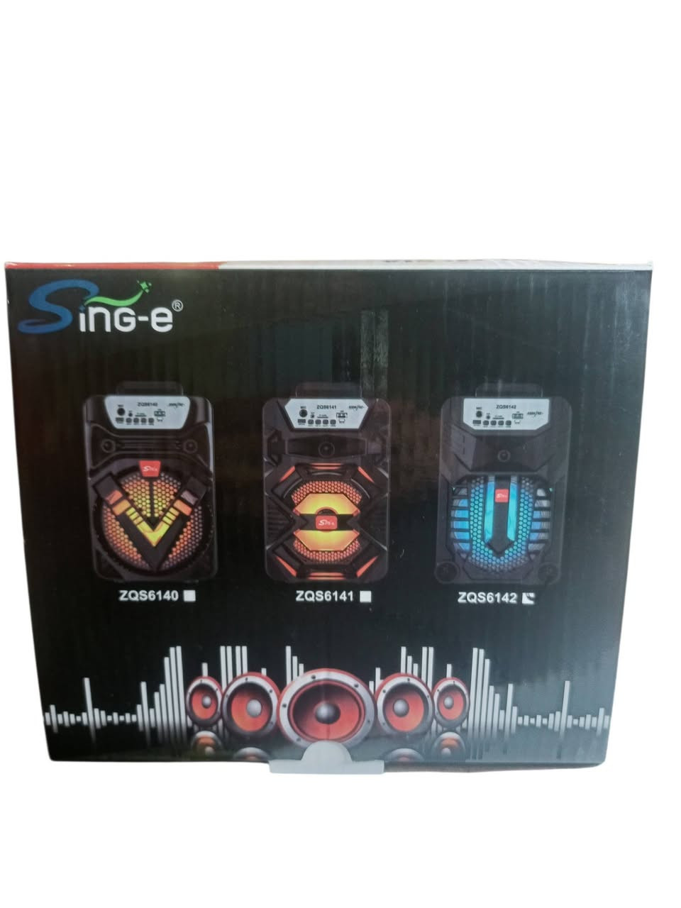 سماعه sing-g نسخه zqs6140
مواصفات 
بطاريه كبيره mah 1500
مع مايك 
 منفذ رام + USB + AWX
مع راديون 
تكون بحجم كبير  ارتفاع 30سم  عرض 20سم
سعر 25 
للطلب واتساب *********** 
أو ماسنجر
