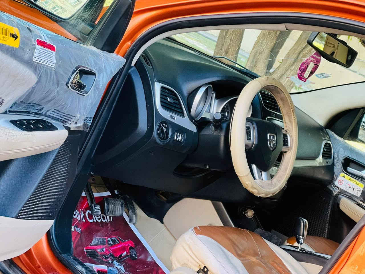 جورني مديل 2011 سعر 97قابل للتفاوض الاستفسار اتصل ***********وارد أمريكي كلين بدون حادث مكفوله كفاله عامه ضربه وصبغ وتبديل مواصفات فول عدا الفتحه بصمه تشغل بصمه أبواب شاشه  تحكم ستيرن كشنات كهربائي داخل بيجي جنطه شفط اشاير مري كهربائي حساسات امامي وخلفي مكينه 6️⃣ سلندر مكينه وكير مكفولات حداديه جديده تخم تاير تبريد تدفئه شغال رقم كربلاء مشروع وطني سنويه ل 29 مكان سياره كربلاء كربلاء, العراق
