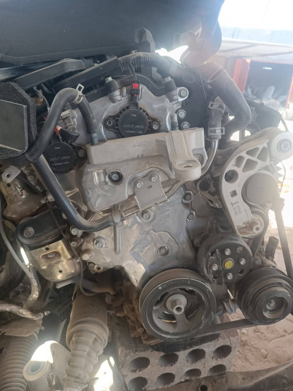 يوجد غراض  كونا. 24.  25.
وارد امركي. 

مكينه 1600 تيربو.  

***********
