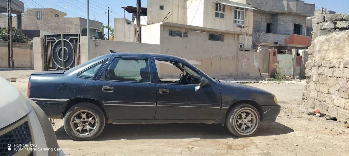 فكترا موديل 90 سنويه جديده شرط التحويل محرك كير نضيف مصبوغه عام السعر 25 وبيها مجال الاتصال ع الرقم ***********
