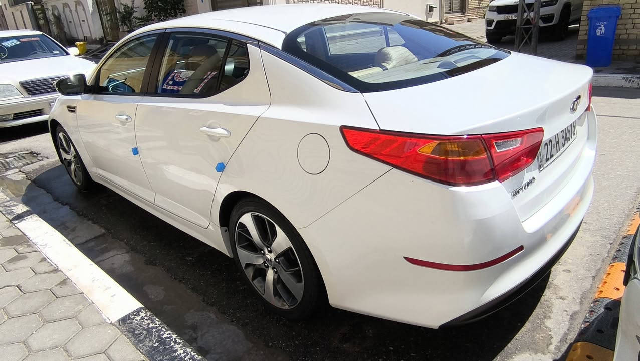 السلام عليكم اوبتيما خليجيه للبيع جديده جداً موديل 2016 كفاله عامه ماشيه 100 كم مكينه 2000 مامفتوحه  شرط الفحص دواخل بيجي السعر 160$ للاستفسار اكثر الاتصال على الرقم ***********
