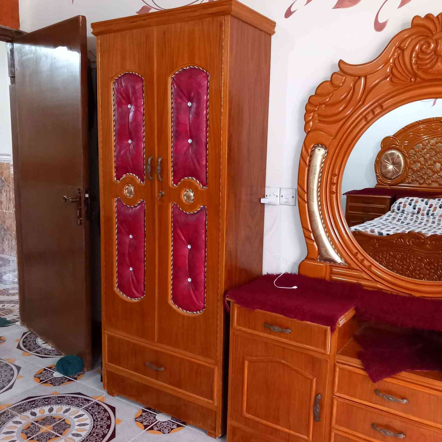 البيع قرفت خشاب فصال درجة اول السعر 900وبي مجال الطيبين 
العنوان كيارة 🫥الرقم
***********
