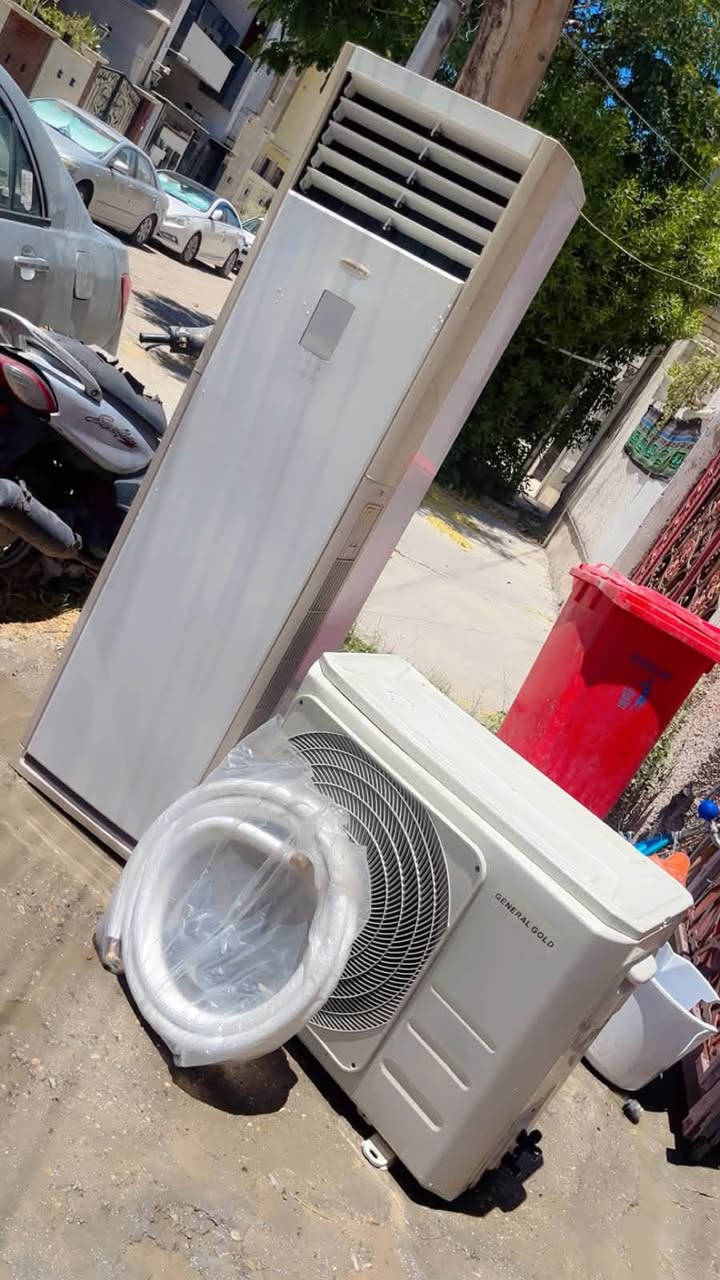 السلام عليكم اخوان سبلت للبيع نوع جينيرال كولد كنتوري طنين الاصلي السبلت بعده جديد مستعمل قليل موديل 2023 نظافه 90/100 دبل راديتر ماطور T3  كامل مكمل غاز R 410 مفول وعل فحص  تبريده ثلج ☃️❄️🧊 تدفئه نار 🔥🐦‍🔥❤️‍🔥 السبلت راديتراته بعدهن صفر السبلت مغسول وجاهز بس شد السبلت كلشي يشتغل بي شاشه لمس حساسات موزعات السبلت مع كامل ملحقاته بواري جديد بل كارتون  وايرات ريمونت السبلت بلادي مكفول من فتحت البرغي
السبلت تاخذه من باب بيتي وبي ضمان 
الجينيرال كولد كنتوري معروف بتبريده وتدفعه
السعر : 475 وبي مجال كلش بسيط 
للاتصال : ***********
الموقع : بغداد شارع فلسطين
