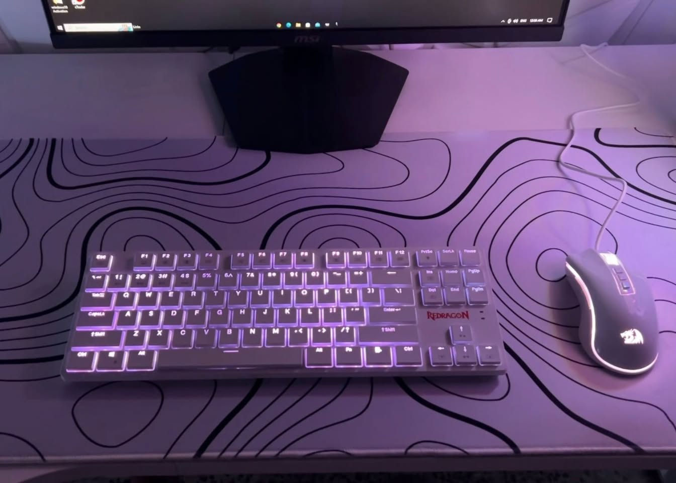 السلام عليكم تجميعة كاملة للبيع ومستحيل احد يلكه بهيج سعر بس الظروف حكمتني الكيس وحده سعره اكثر من مليون
‏i5-10400F
‏ RTX4060 اصدار خاص ابيض
رامات 16
1T تخزين
ماوس ريدراكون
كيبورد ريدراكون
سماعة رايزر
شاشة  MSI 185hz 
يو بي اس 
طاولة L
السعر مليون قفلل
 للاستفسار ***********
يوجد توصيل اني اوصله مجاني داخل بغداد فقط
