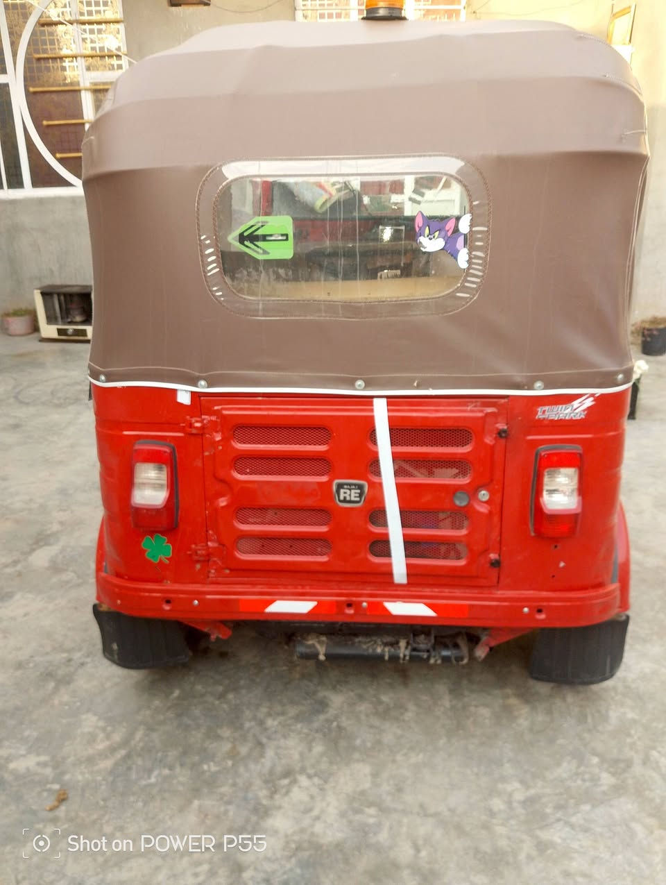 السلام عليكم تك تك 18شهر 9 مكينه خير من الله كهربائيات كلهه شغاله مسجل بلوتوث جديد عندي بس سنويه الوحات مامستلمهن تايرات جدد راعيهه يريد تحويل السعر 4800 وبيهه مجال لطيبين ***********
