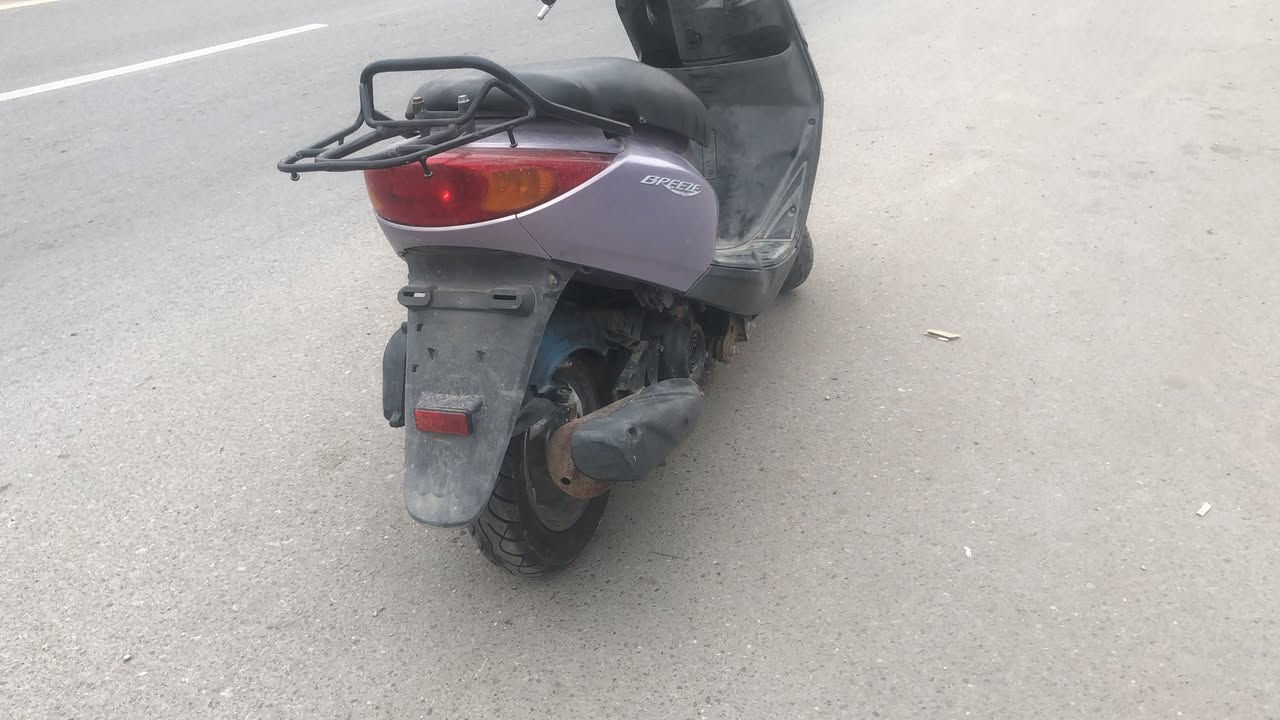 سلام عليكم دراجه بريز دراجه بلاديه كله شغال هورن سلف كيج بنزين وسرعه واشير وليت وبك ليت قفل جنطه وصندوك كله بلادي نكره 
مكاني الشعب 
السعر 500. وبيهء مجال 
للطيبين. ***********
