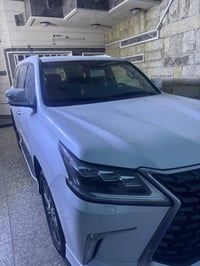 لكزز للبيع  ٢٠١٧ رقم بغداد  بأسمي  ماشيه ١٧٥ التواصل على الرقم ادنى  0...