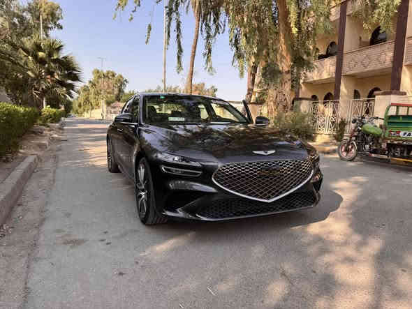 ‏‎سلام عليكم  
#اخي  رجاء لا ما تشتري لا تنطي موعد وتكول جاي 
جينيسس  G70 

‏‎موديل 2025دخول جديد 

‏‎حادث : بنيد وجاملغ نفس لون اصلي تفصيخ هوه ودعاميه  فقط

‏‎
‏‎  
‏‎محرك :2500 توربو السرعا 300

‏‎المواصفات
—————————
‏‎
‏‎- رادار امامي
‏‎ قيادة ذاتية 
‏‎- تحذير تصادم امامي
‏‎- تحذير تصادم خلفي
‏‎- نقطة عمياء
‏‎- محافضة على المسار
‏‎- تحذير من خروج المسار
‏‎- كشنات جلد‎‎
‏‎- شاشة كار بلي + اندرويد اوتو
‏‎- تبريد خلفي مناخين
‏‎- سايد بريك كهربائي
‏‎-- جنطة خلفية ذكية  

‏‎سعر 188 رخص من سوناتا  تصل وتدلل 
‏‎ 
هـ:: ‭***********
