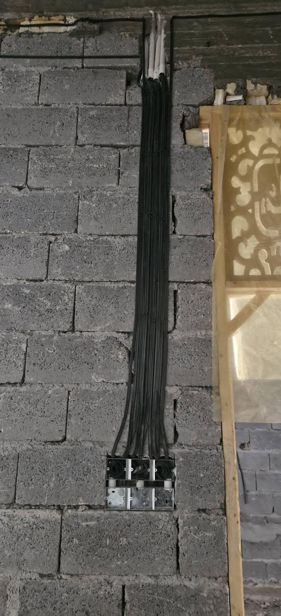 _المهندس 

لتأسيس جميع التأسيسات الكهربائيه وصيانة وترتيب البوردات والسيركتات القديمه بأسعار مناسبه ودقه وضمان بلعمل
*********** واتساب
***********
جانب من عملي في السيمنز👇
