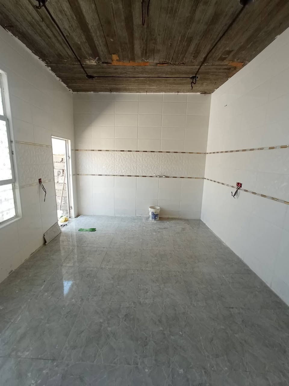 سلام عليكم خلفه سيراميك ارضيات سيراميك كاشي عراقي كرانيت مرمر بورساين بايات درج اشتغل قطعي وعلى المتر بلي يرضي الله التواصل ***********واتساب
