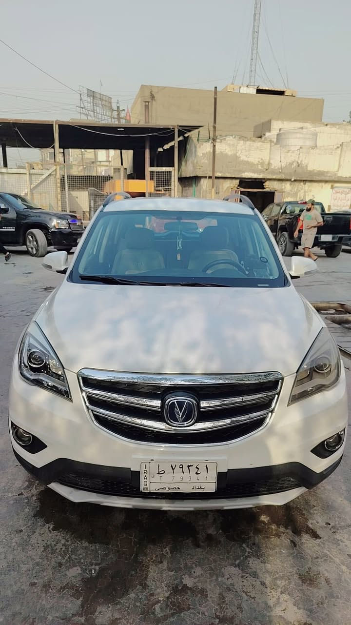 شانجان cs35 موديل٢٠١٩
السياره جاهزه للاخير

كير 

مكينه

تبريد

صدر

كهربائيات 

مناقصه اي شي

بيهة جاملغ وبنيد صبغ  اثر ضربه جدا بسيطه 

وعندي صور الضربه 

تحويل مباشر باسمي سياره سعر السياره ١٠٥ وبيه مجال ترهم دفعتين 

*********** مكان السياره اليرموك
