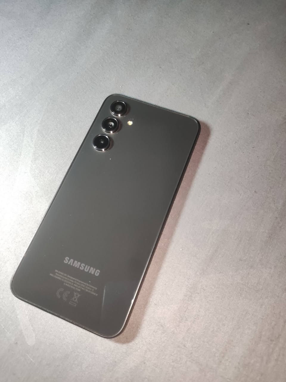 a54 5g
مكاني حله 
سعره 265 
رقمي ***********
