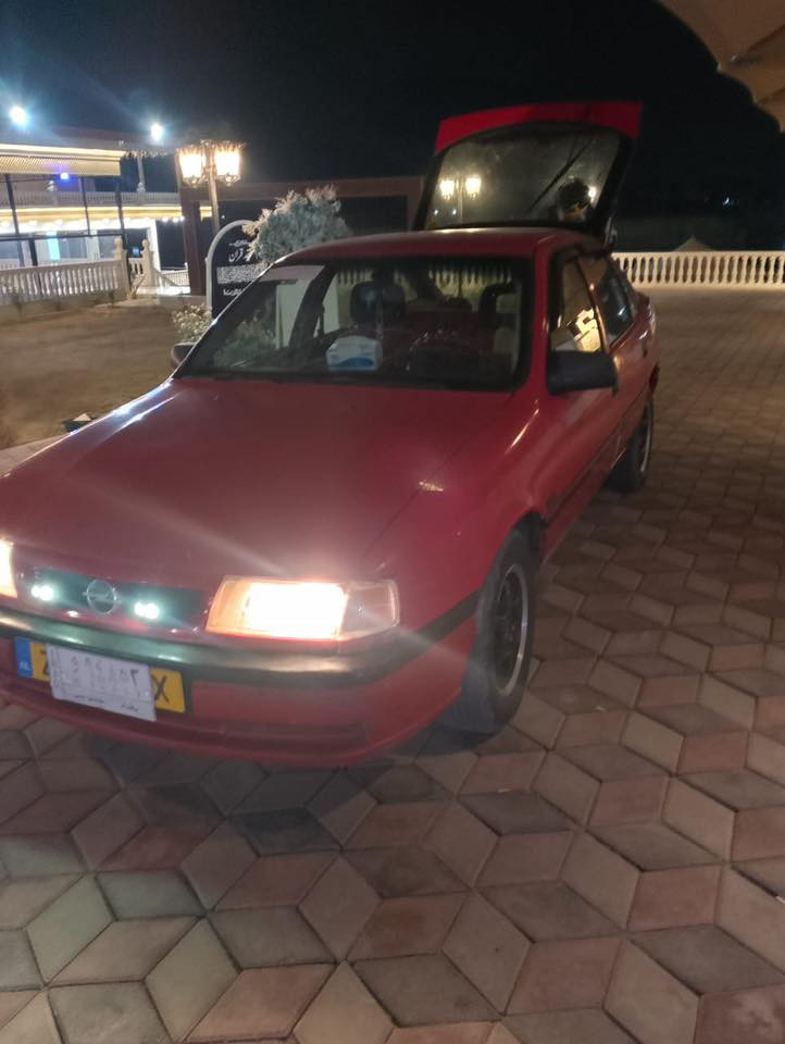 السلام عليكم

أوبل فكترا موديل 1993
محرك 2000 – گير عادي
رقم بغداد (مشروع وطني)

السيارة نظيفة جداً وبلادية 
المحرك والگير مكفولات
ما ناقصها شيء وجاهزة للاستخدام

السعر: 36 وبيها مجال 

📞 ***********
📍 العنوان: الأنبار – الفلوجة
